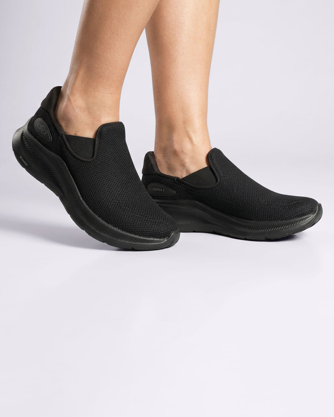 Tenis-Esportivo-Fem-Olym-Preto-Flutua2-4---Preto