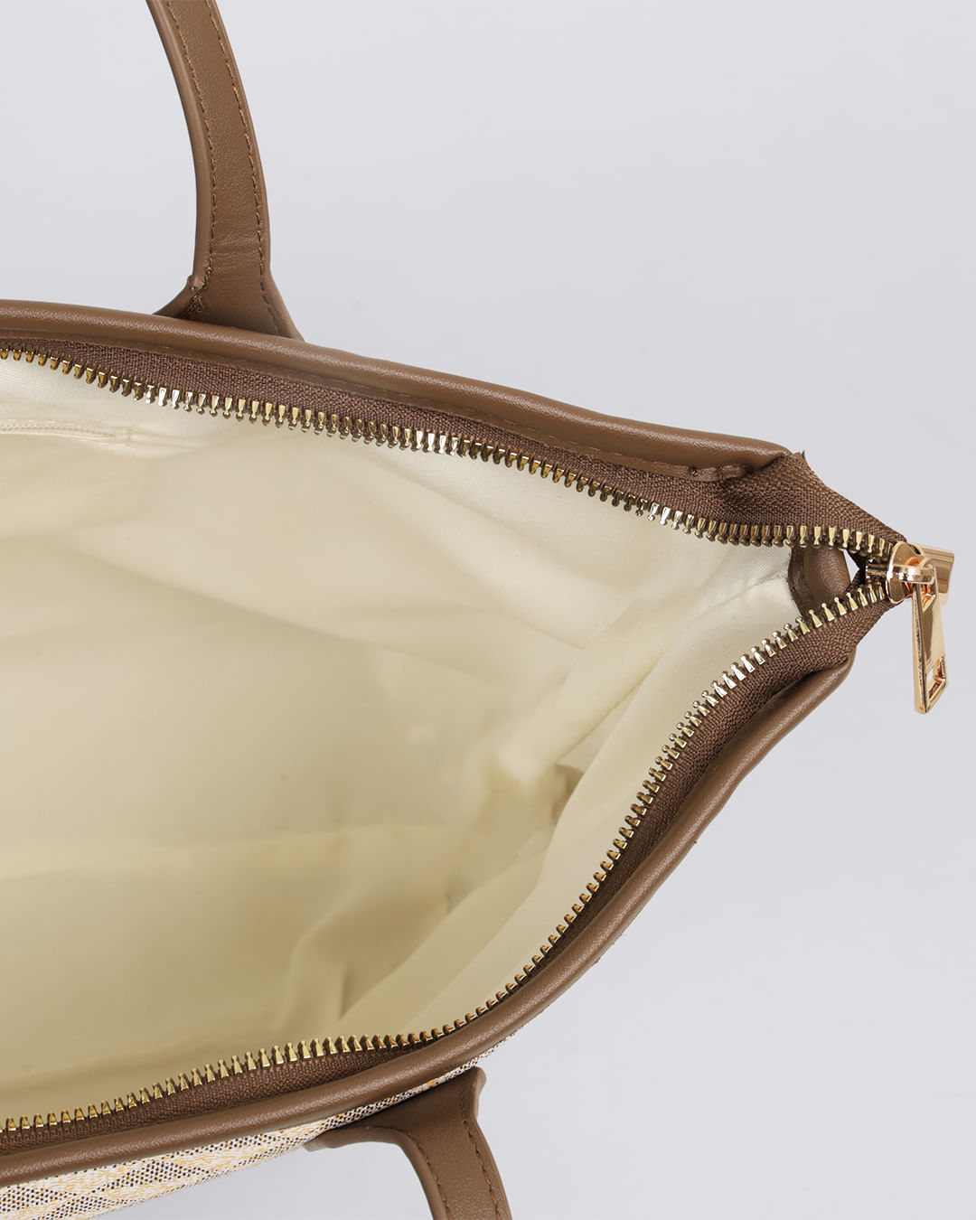 Bolsa-Shopper-Monograma-Dg-2506246---Branco