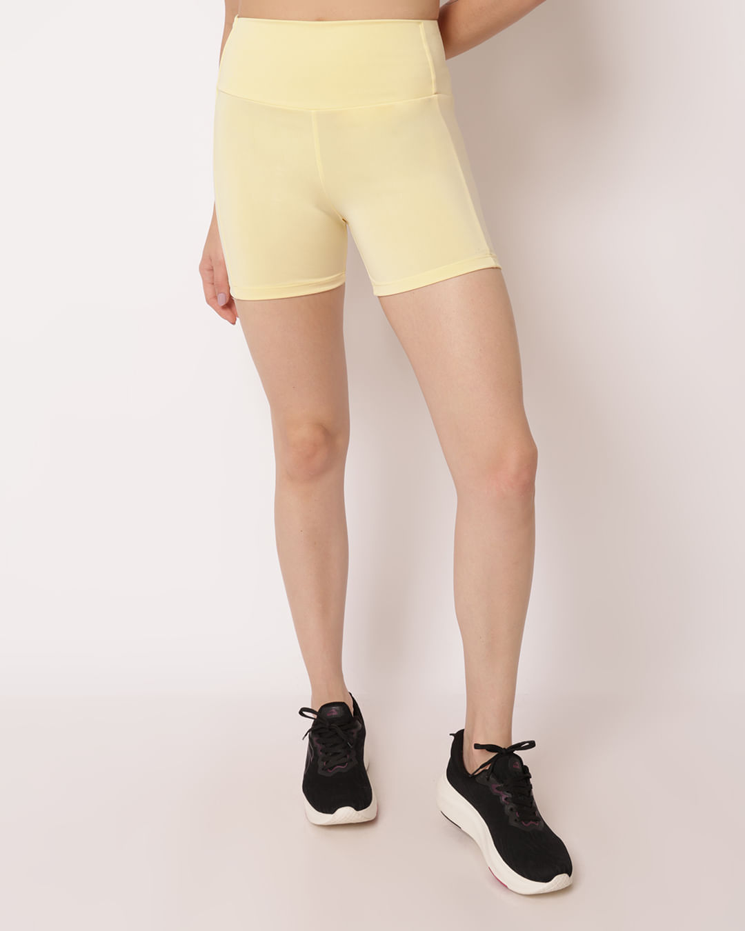 Shorts-Sm343-C-Recorte-Em-Poliamiada---Amarelo