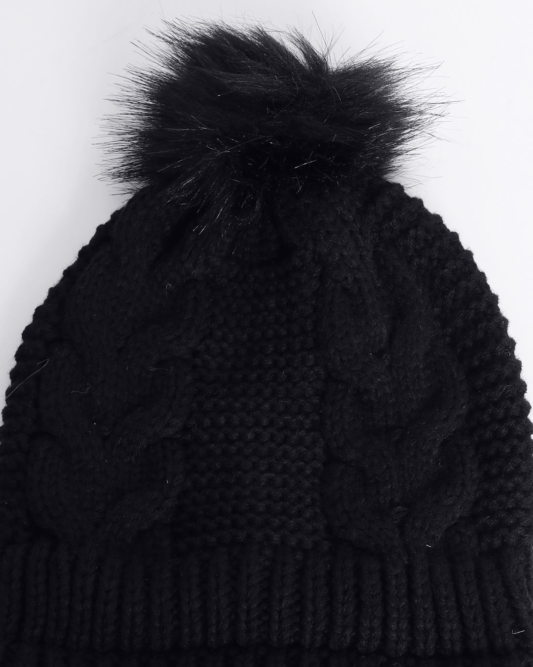 Gorro-25zm-007-Tranca-Pompom-Info-48---Preto