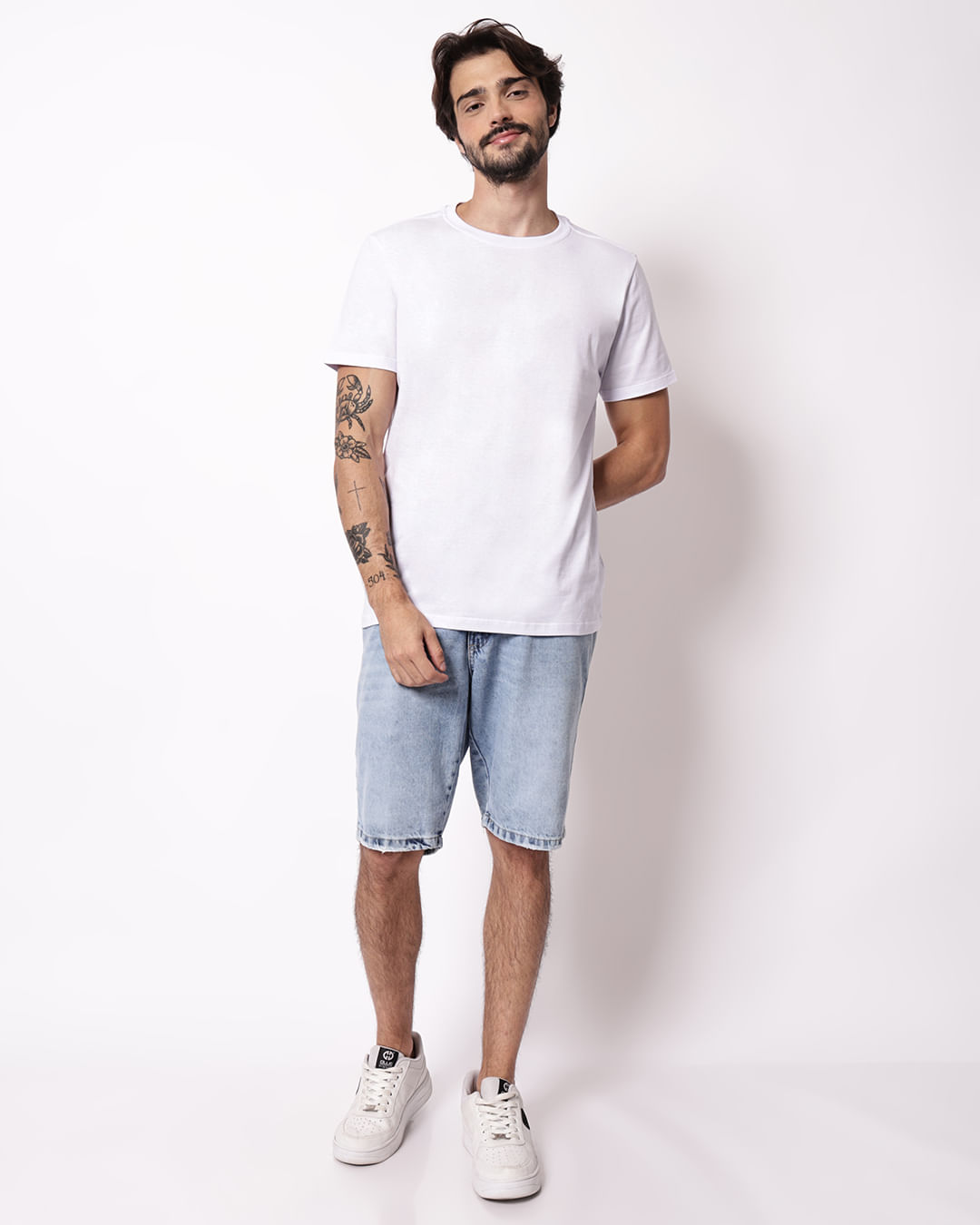 Camiseta-Mc-Gola-C-Mesa-Bco---0201---Branco