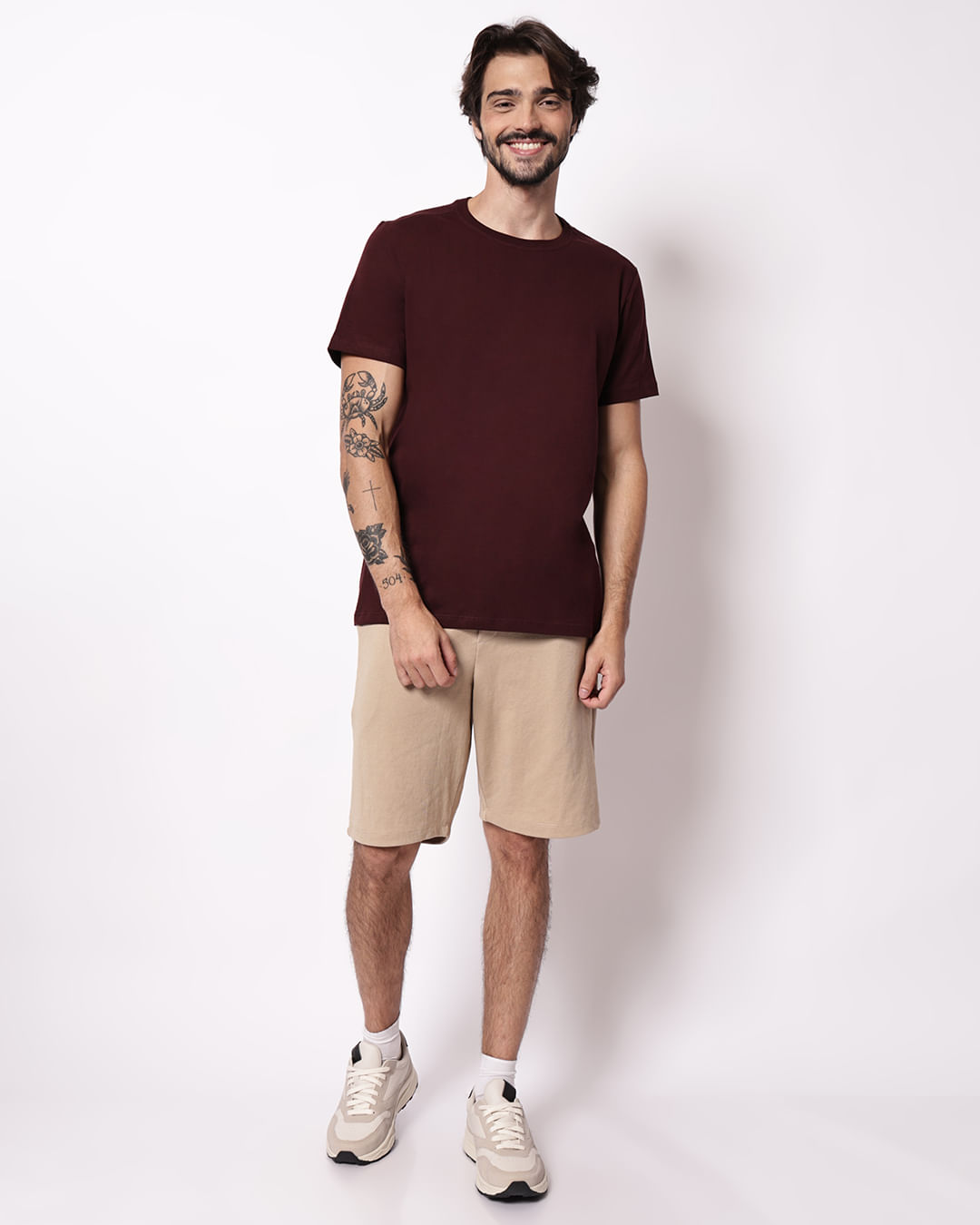 Camiseta-Mc-Gola-C-Mesa-Vin---0201---Vinho