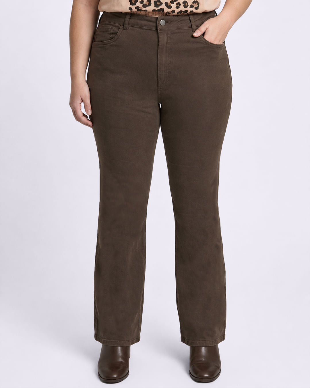 Calca-Sarja-Boot-Cut-Marrom-Tg---Marrom