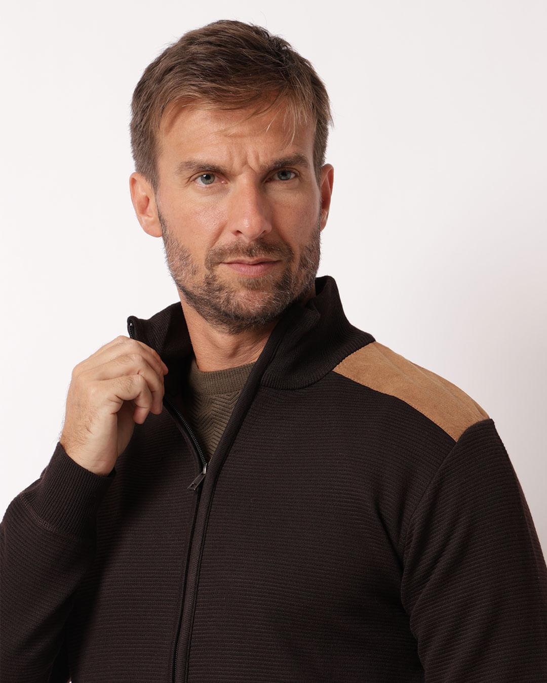 Blusa-Sued-Full-Zip-Dark-Brown---Marrom