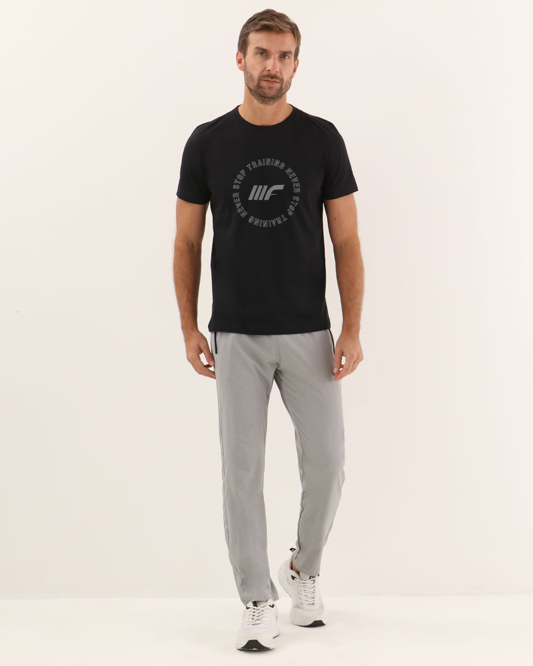 Cam-M-Preto-9001125---Preto