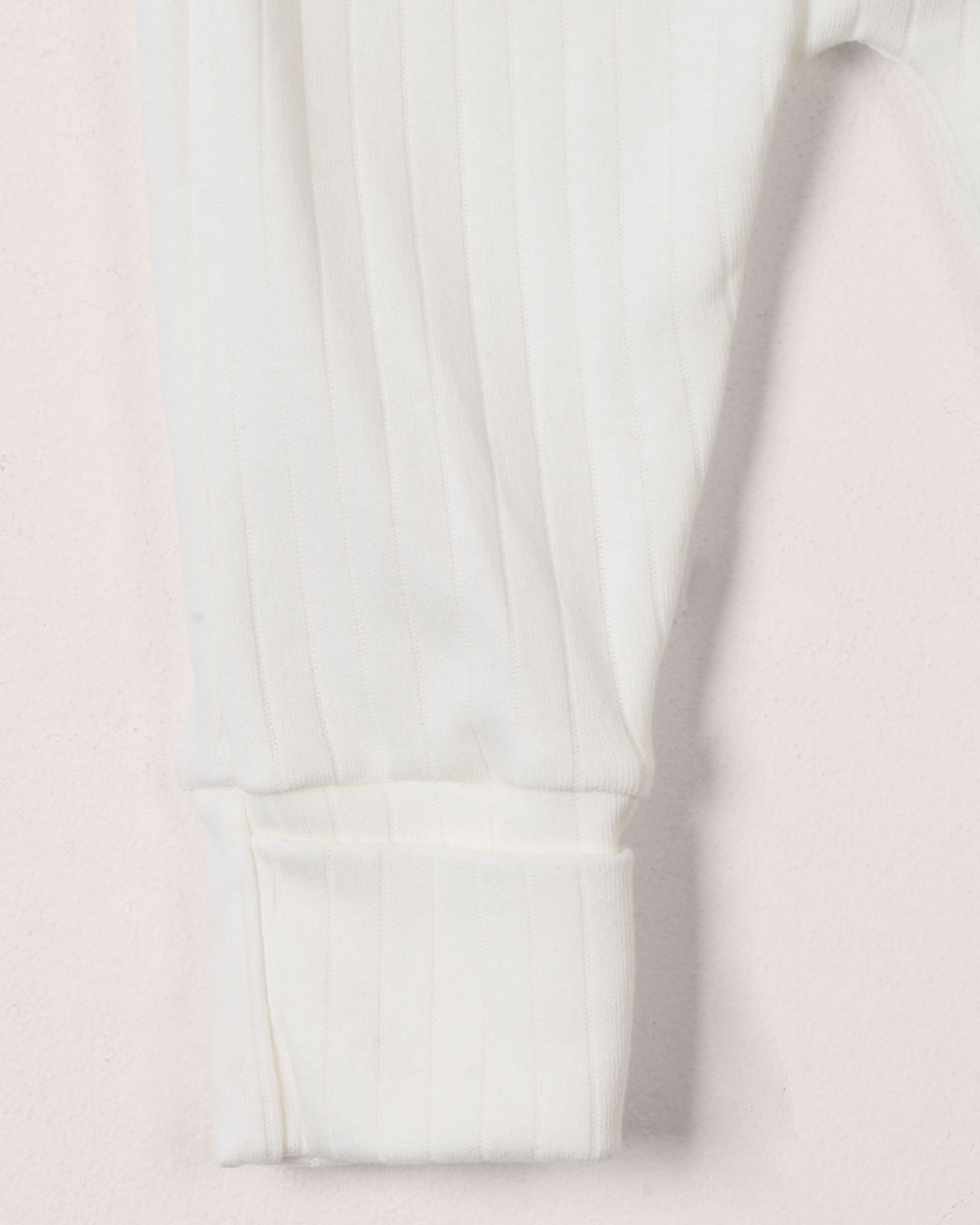 Mijao-Vira-Pe-De--Can-Fem-Pg---Off-White