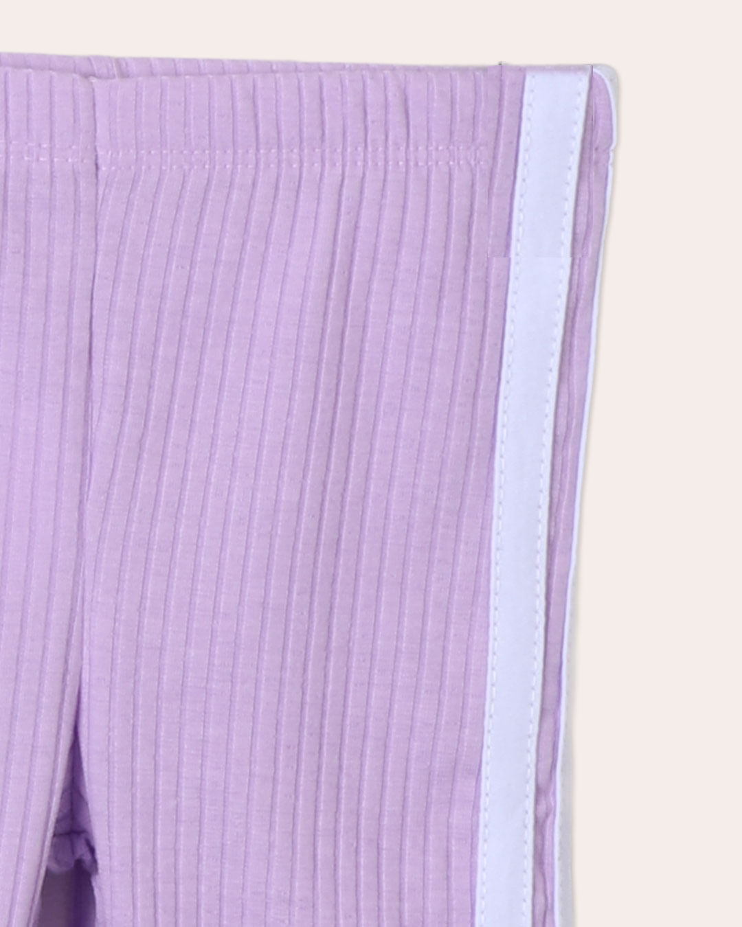 Conj-Can-T261463b-Vies-Lil-Fem-13---Lilas