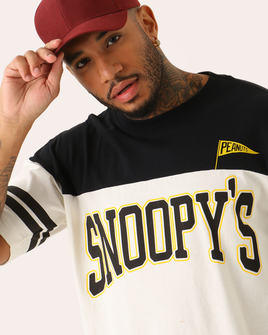 Camiseta--Snnopy-E4932-Pgg---Off-White