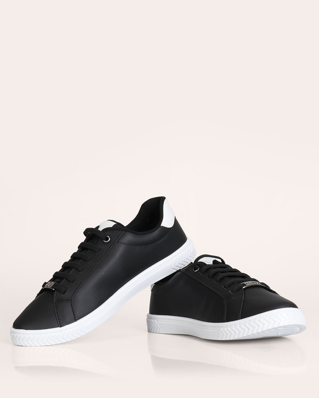 Ten-Fem-171116to-219-Pretobranco-3439---Preto