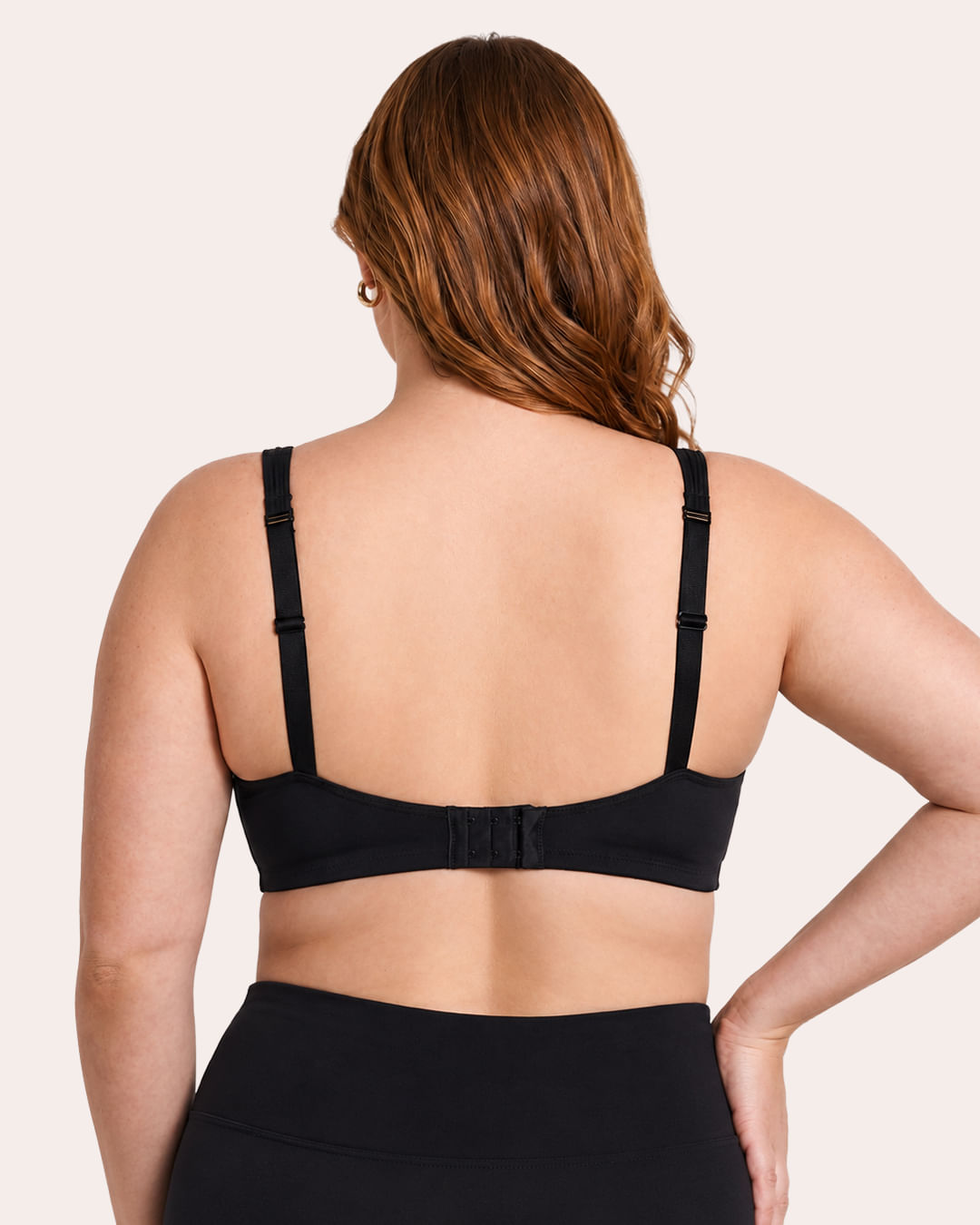 Soutien-Sustleve-Saro-Sbojo-24834---Preto