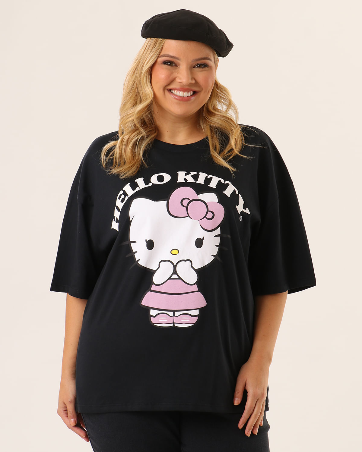 Tshirt-Mc-110978t-Hello-Kitty---Preto