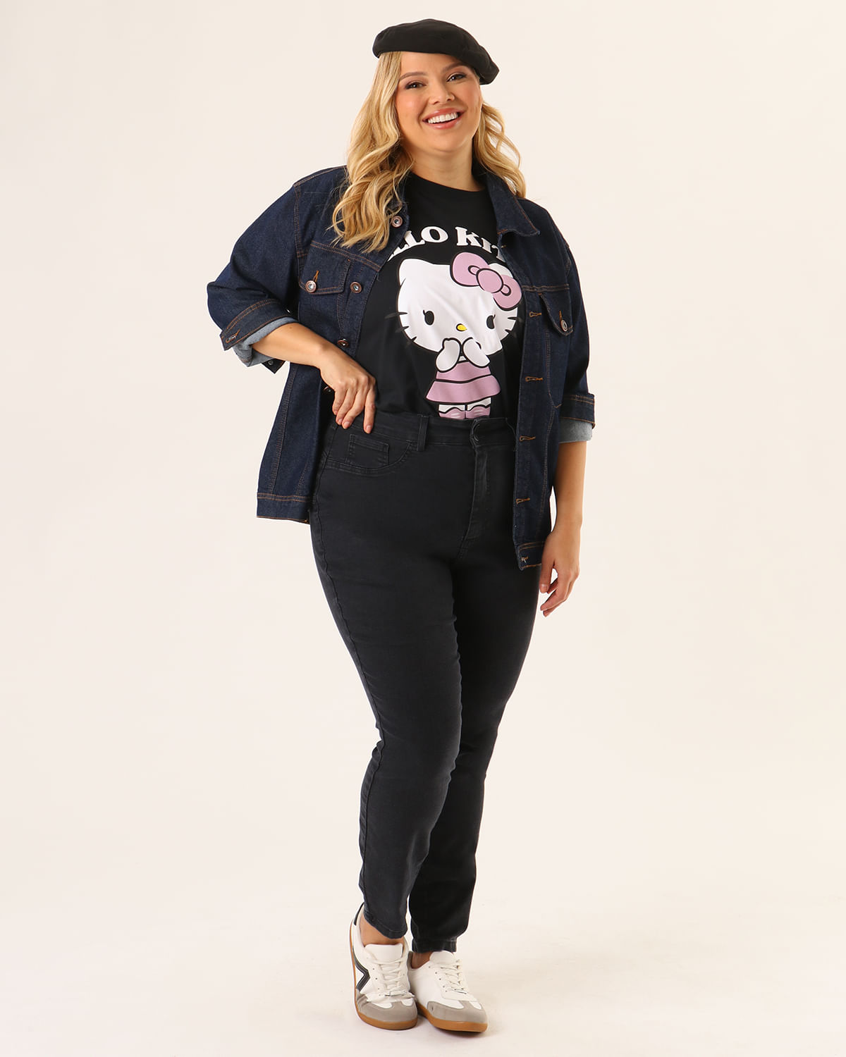 Tshirt-Mc-110978t-Hello-Kitty---Preto