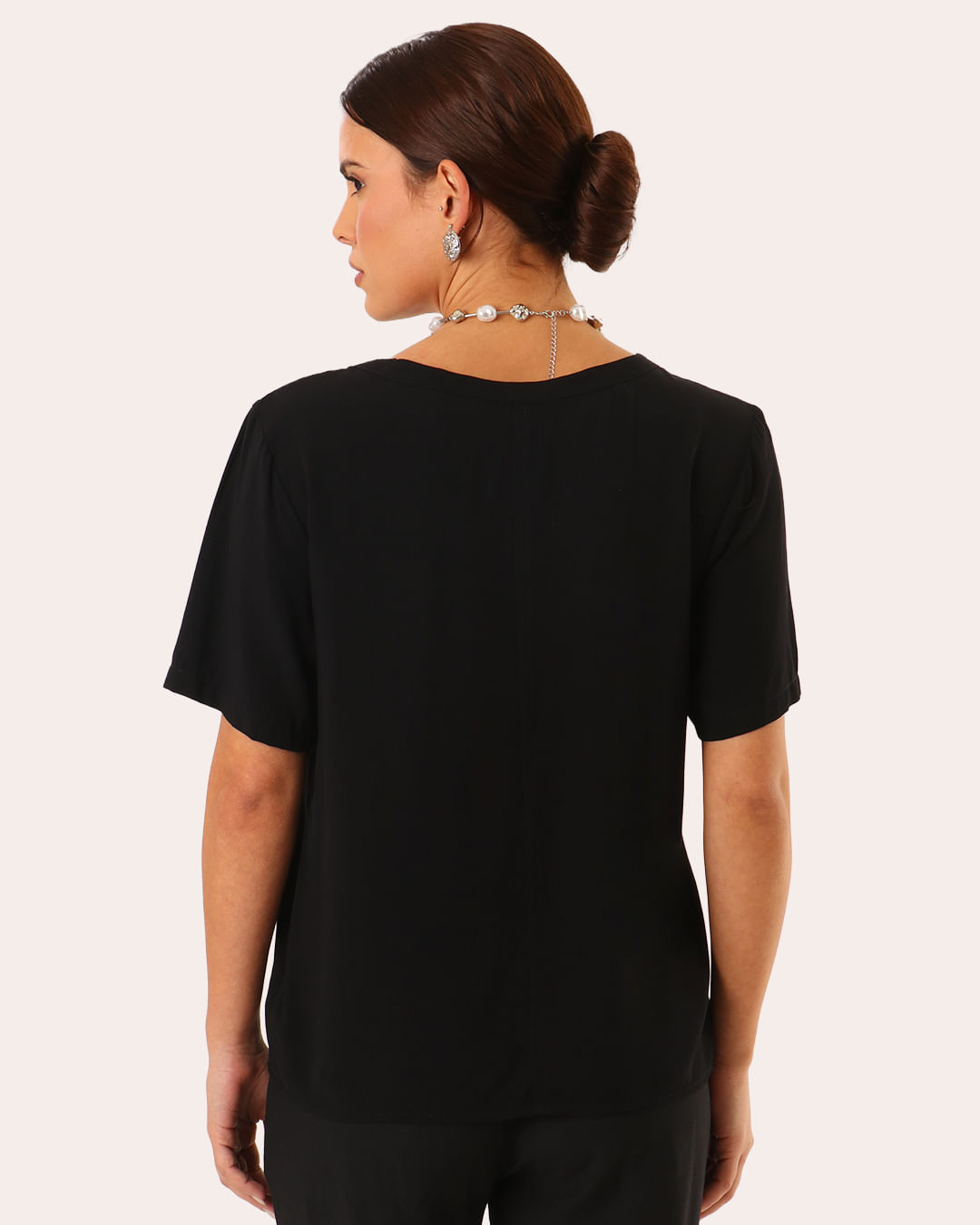 Blusa-Slub-Bolso-411383-Pto---Preto