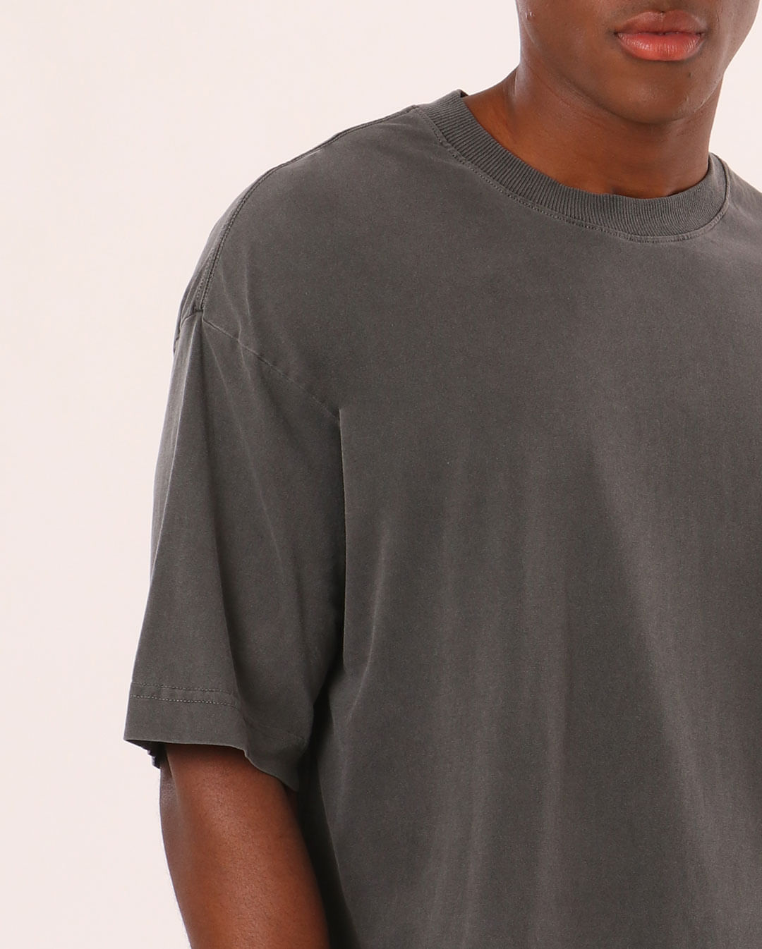 Camiseta-Urba-E5046-Estonada-Pgg---Preto