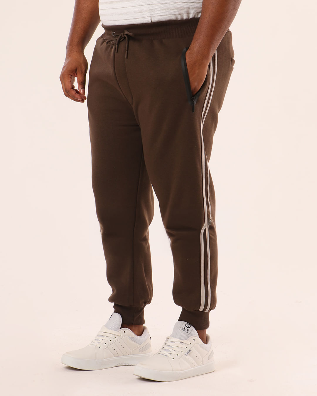 Calca-Wtn26pb-12-Jogger-Marrom-Plus---Marrom