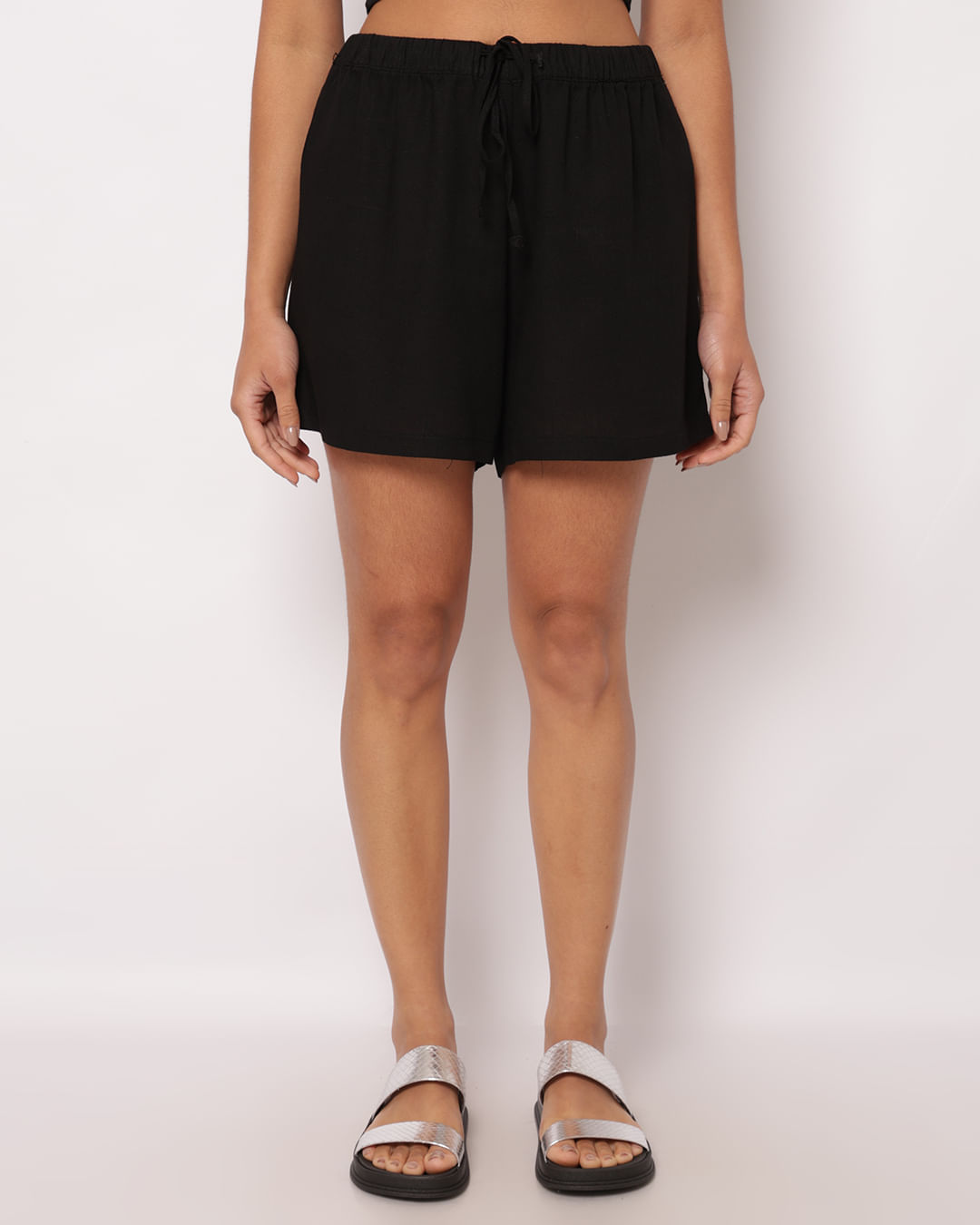 Shorts-Linho-Amarracao-Pto-231544---Preto