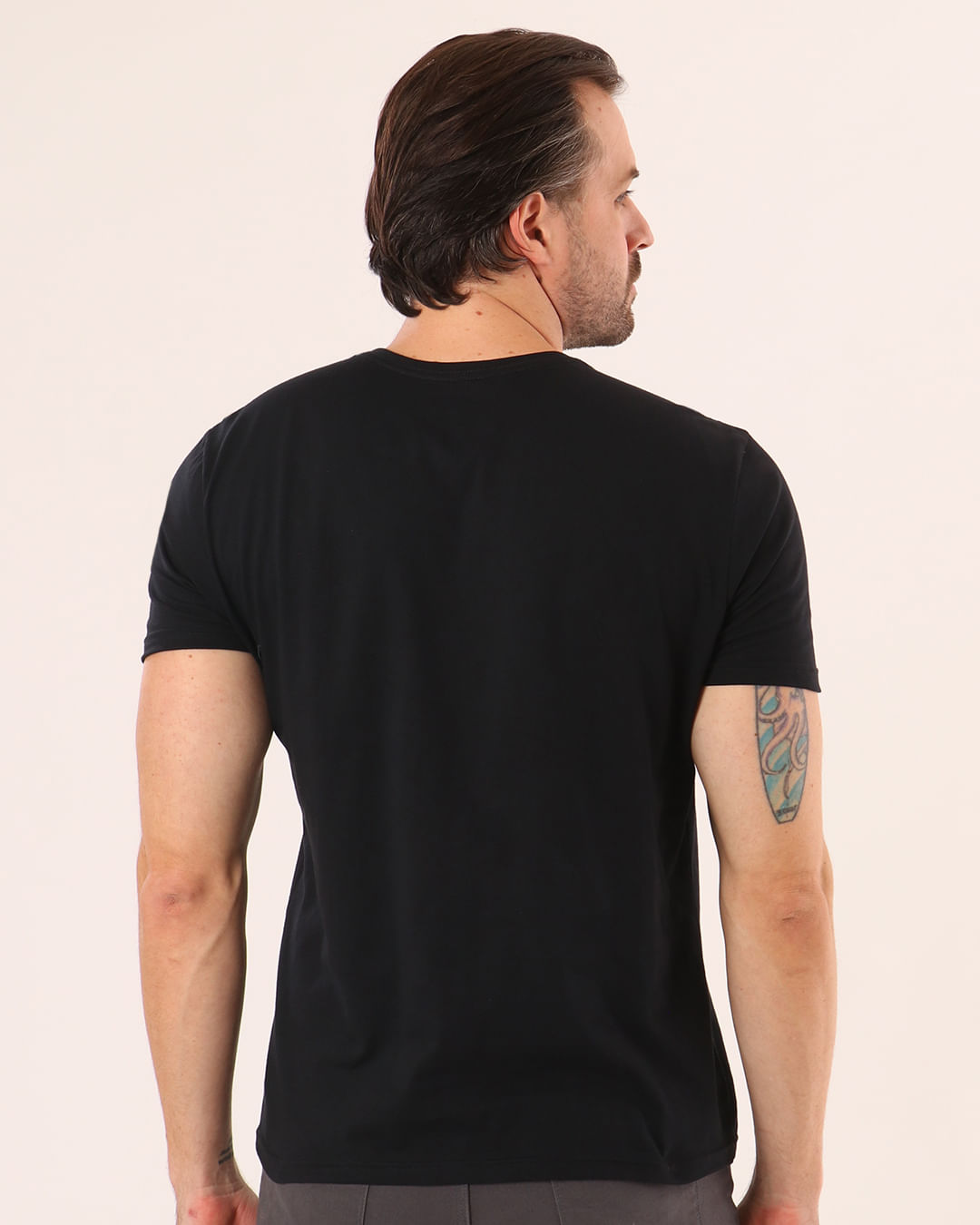 Camiseta-Barbershop-Garage-Pto---Preto