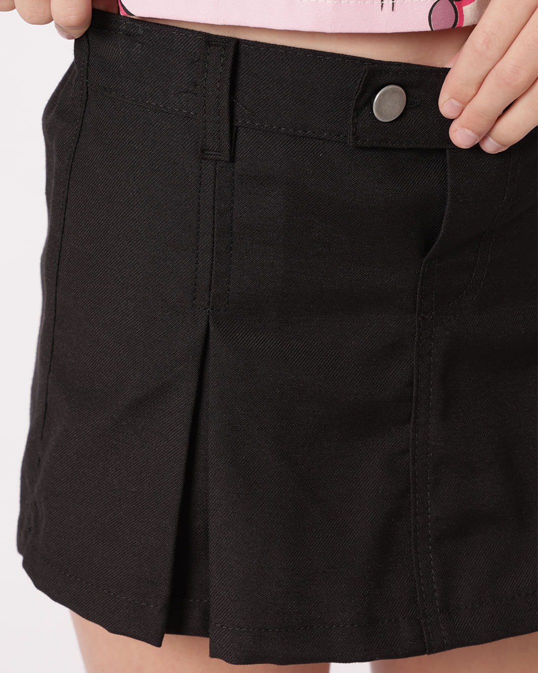 Short-Saia-Pregas-Sarja-Pto f-1016---Preto