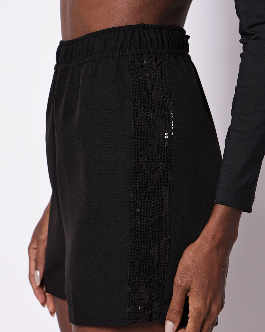 Short-Liso-Paetelat-231154---Preto