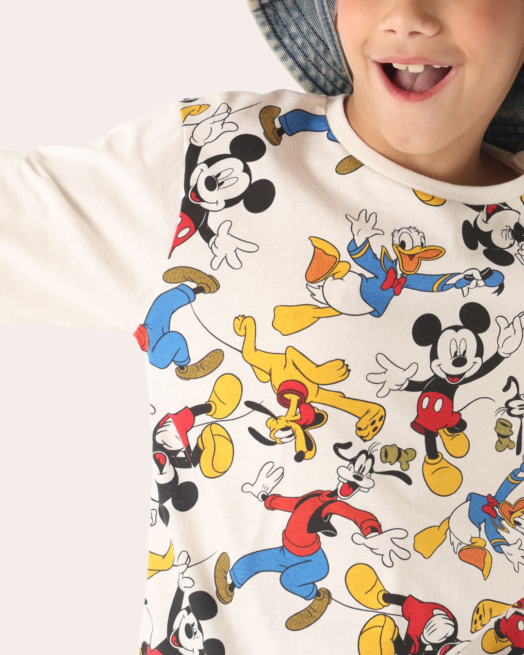 Camiseta-Ch44836-M-410-Rot-F-Mickey---Off-White