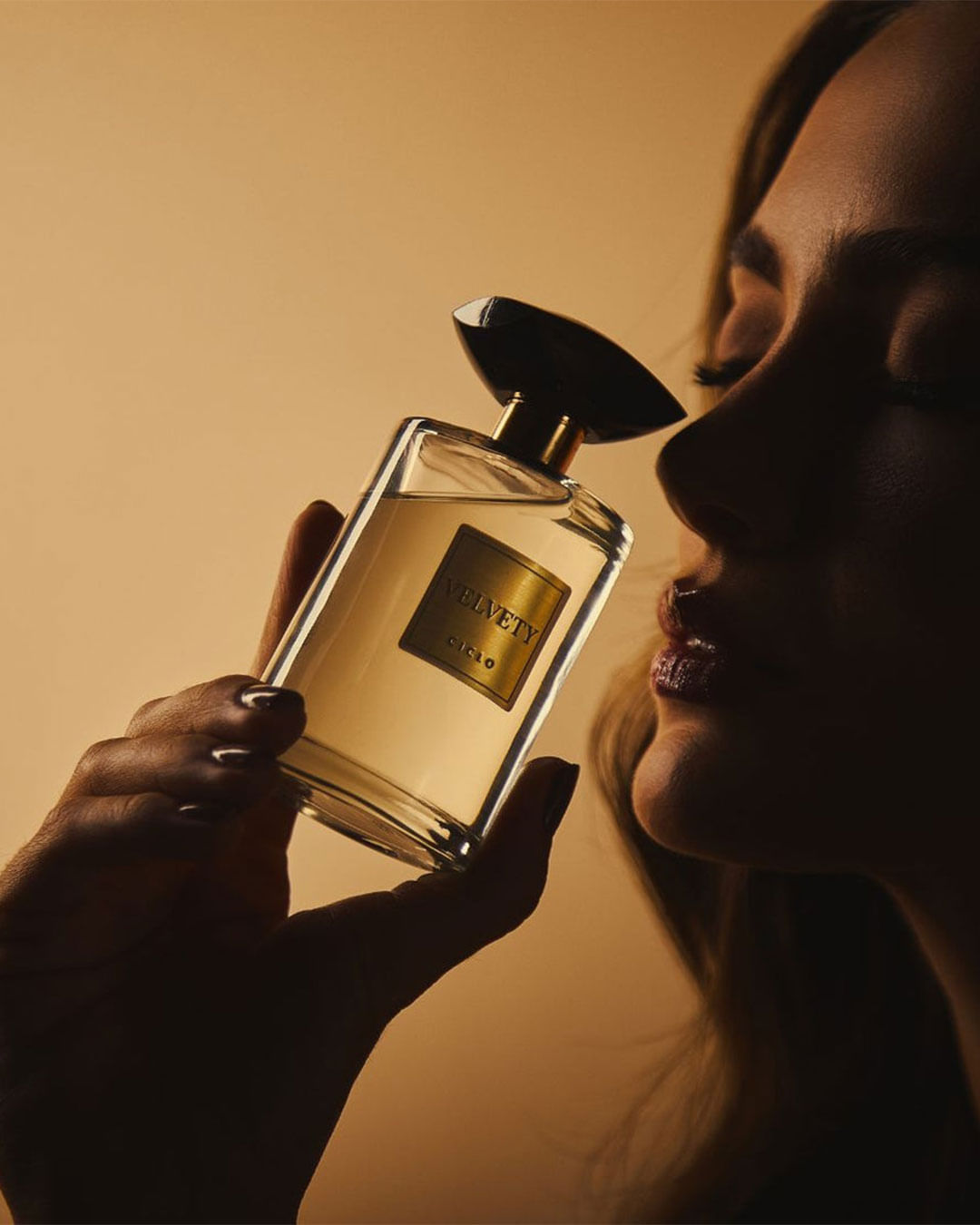 315905-Ciclo-Deo-Col-Lata-Velvety-100ml---Sortido