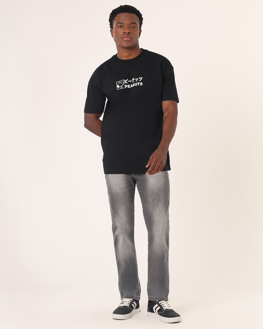 Camiseta-Snoopy-Peanuts-E4937-Pto-Ppg3---Preto