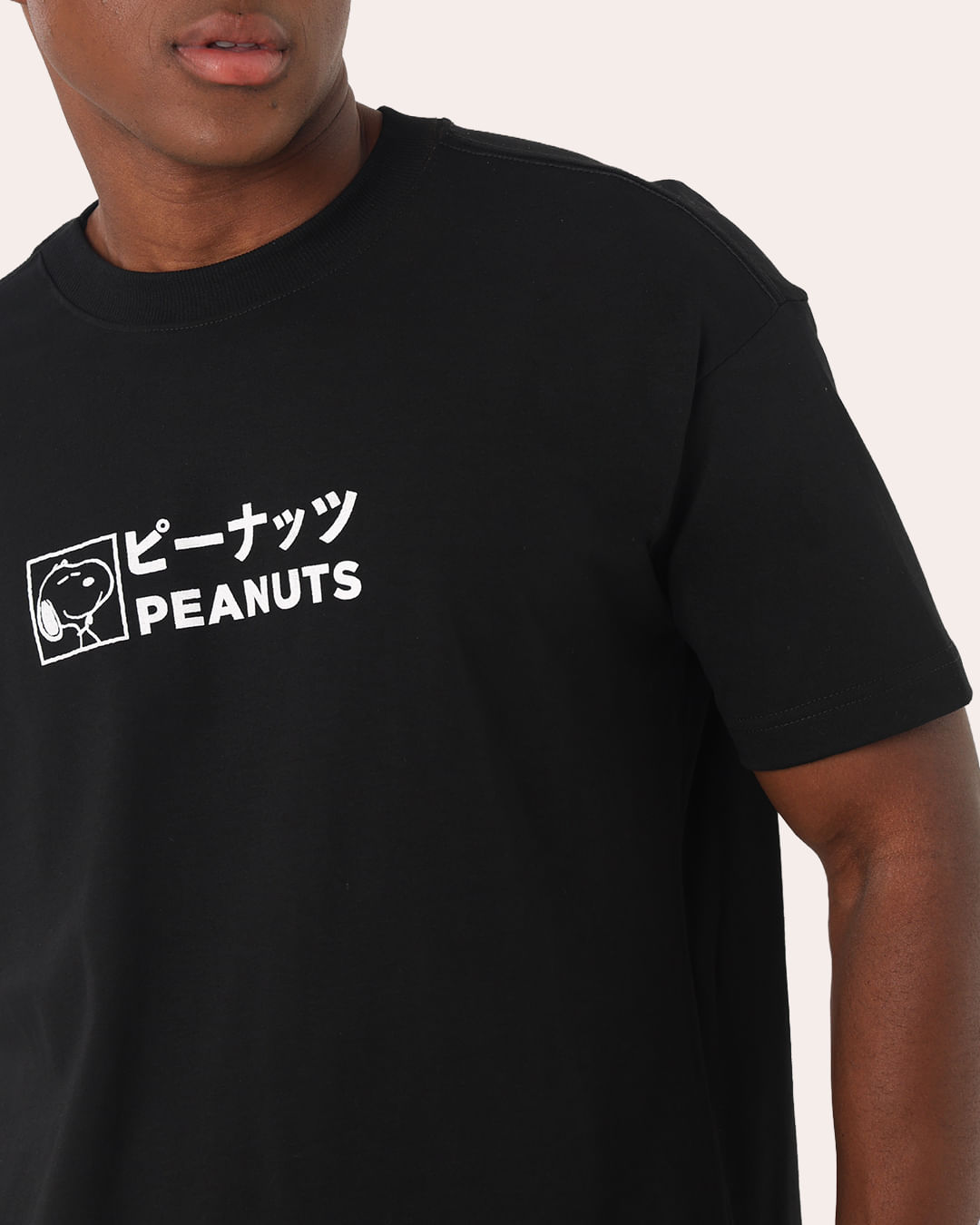 Camiseta-Snoopy-Peanuts-E4937-Pto-Ppg3---Preto