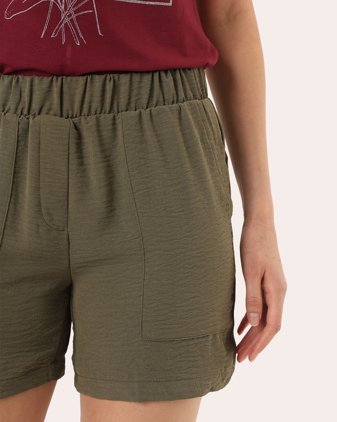 Shorts-Bolsos-Chap-Cey-Vd-430677---Oliva