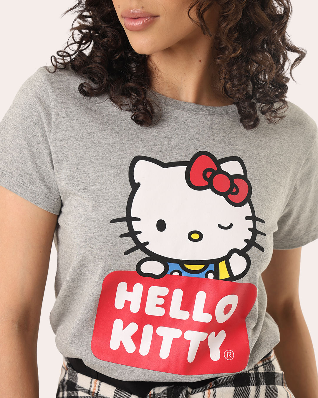 Camiseta-Mc-33618-Hkitty-Ciz-Pgg-P5---Cinza