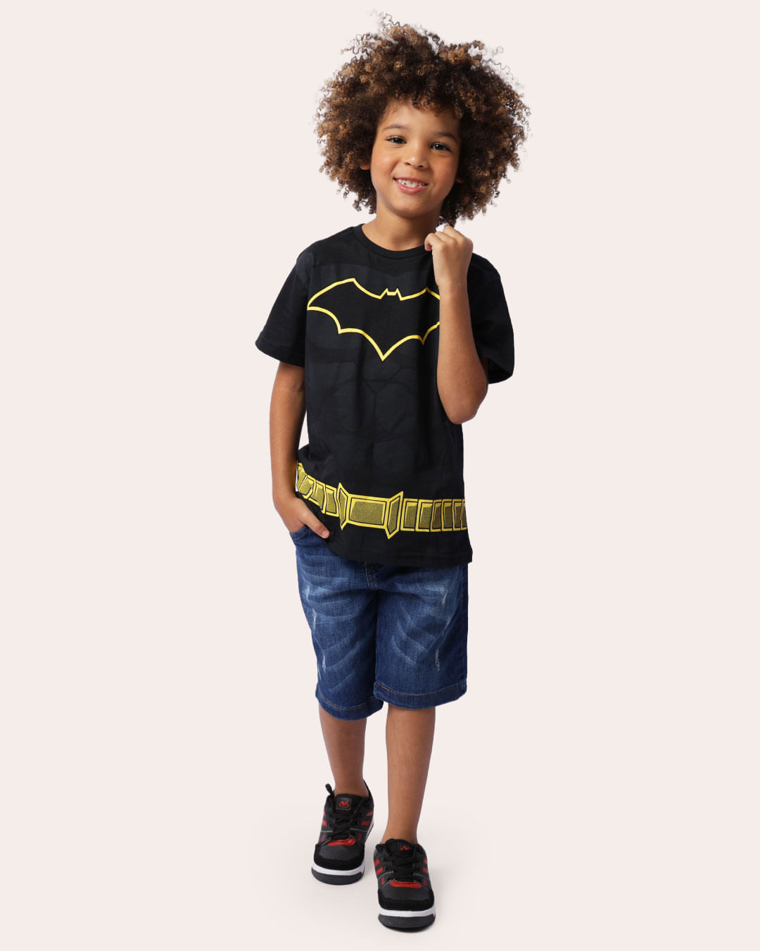 Bermuda Jeans Infantil Reta com Puídos e Cordão Azul
