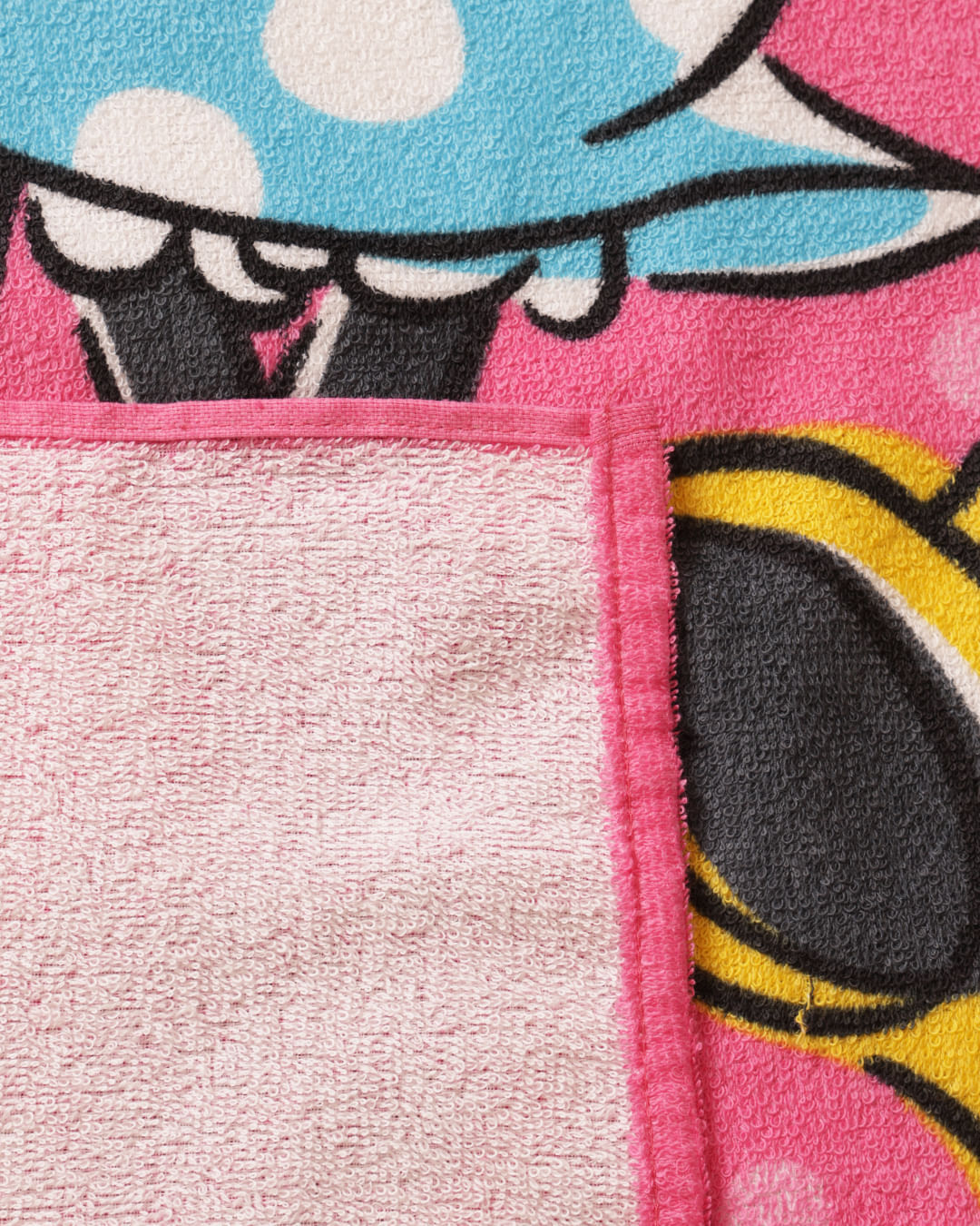 Toalha-Bh-Felpa-70x130-Minnie-Colagens---Rosa