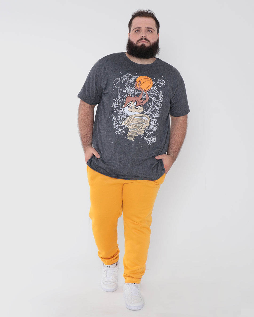 Camiseta-Masculina-Plus-Size-Taz-Space-Jam-Looney-Tunes-Cinza-Escuro