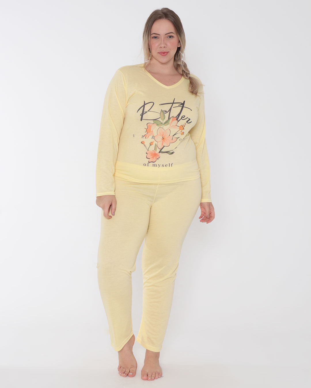 Pijama-Feminino-Plus-Size-Longo-Decote-V-Floral--Amarelo-Claro