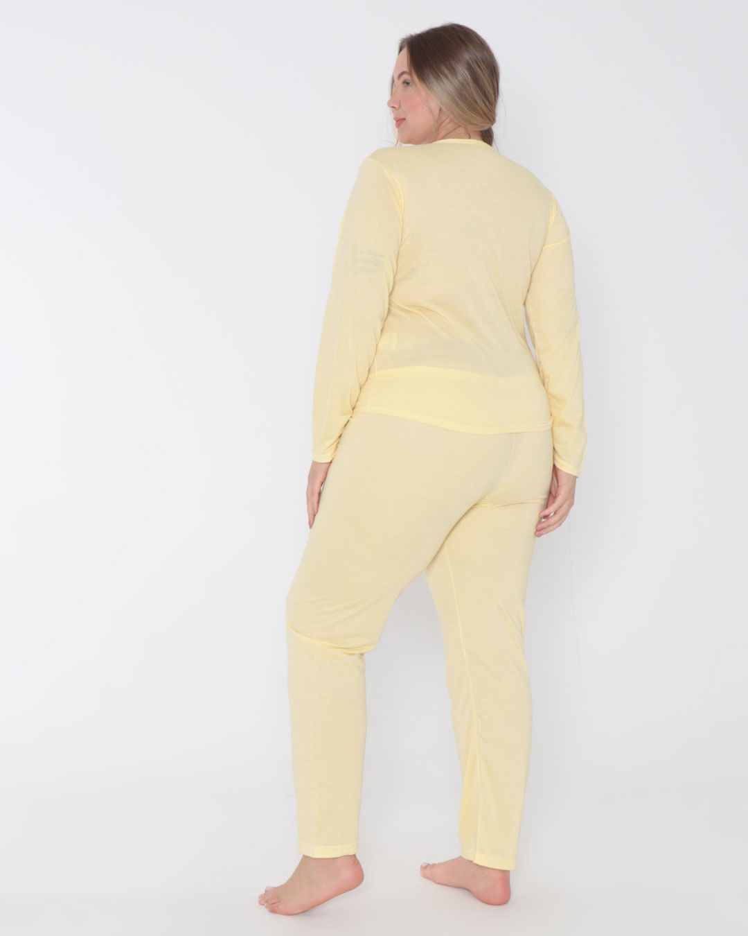 Pijama-Feminino-Plus-Size-Longo-Decote-V-Floral--Amarelo-Claro