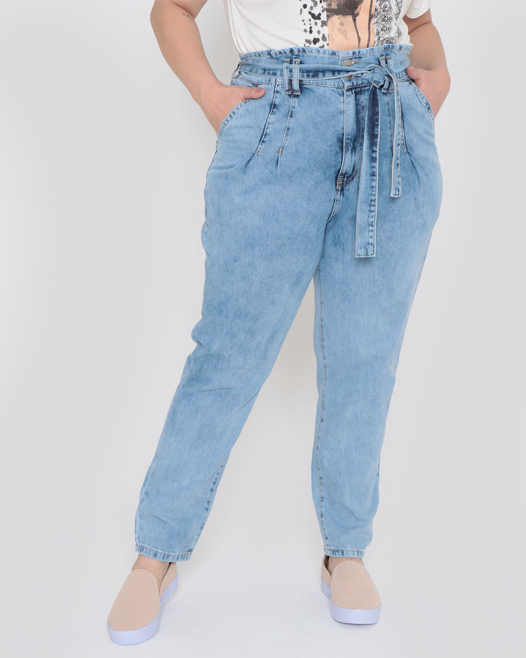 Calca-Jeans-Feminina-Plus-Size-Clochard-Azul-Claro