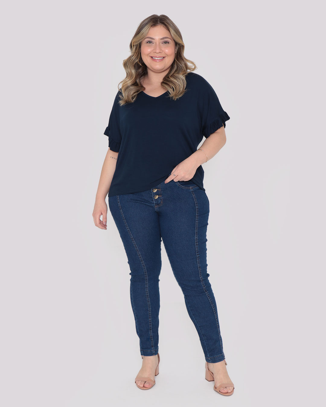 Blusa-Plus-Size-Babados-Azul-Marinho