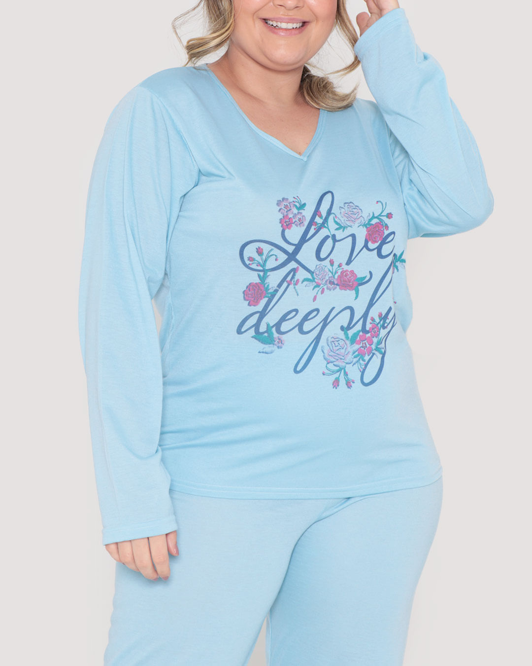 Pijama-Plus-Size-Feminino-Longo-Estampa-Floral-Azul