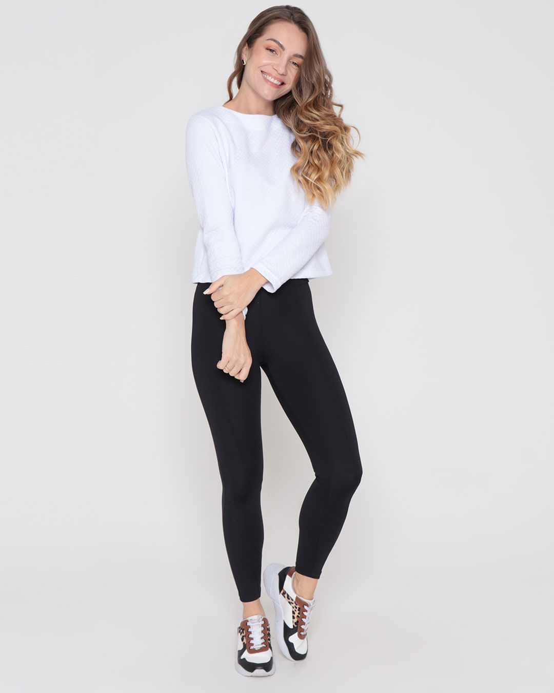 Blusa-Feminina-Manga-Comprida-Matelasse-Branco