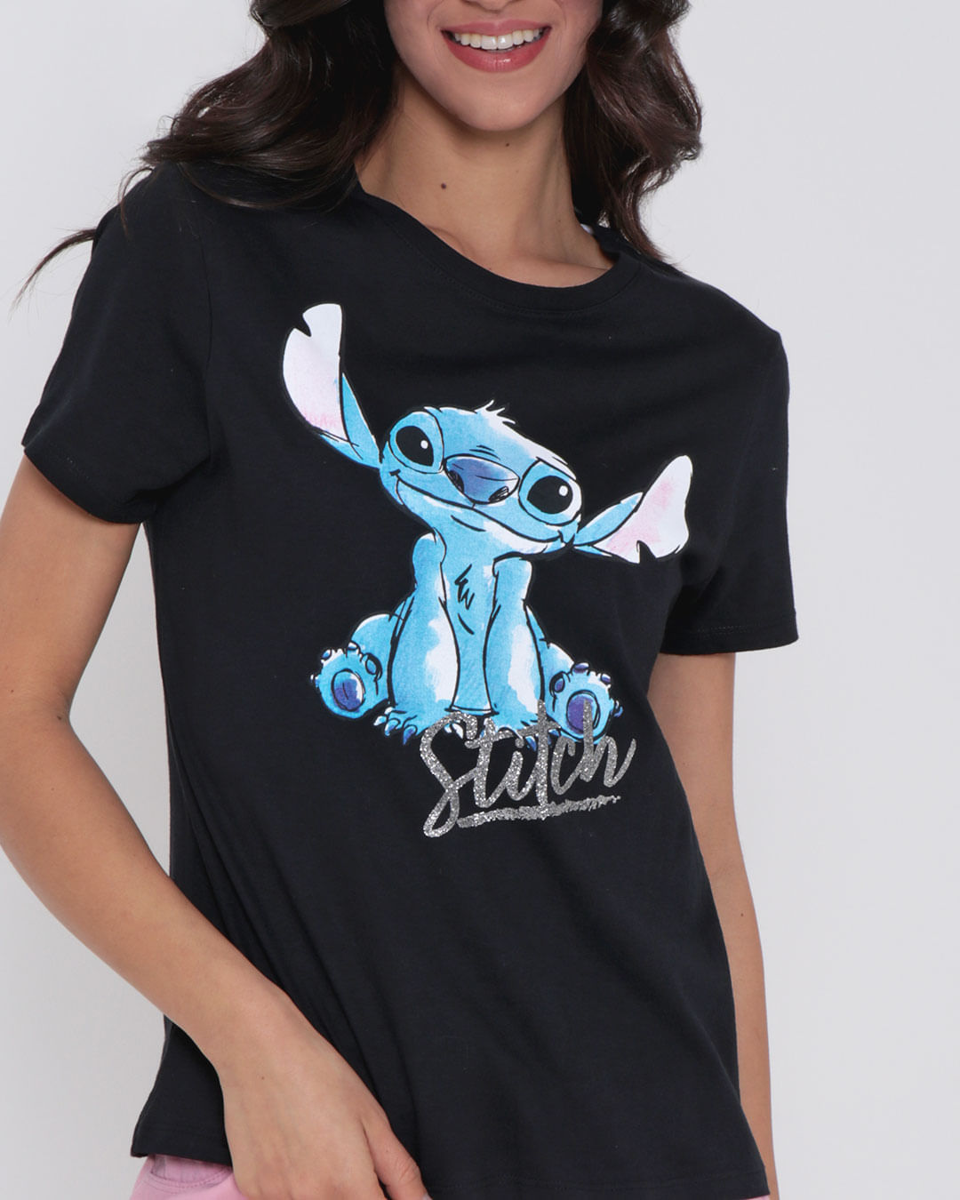 Camiseta-Feminina-Estampa-Disney-Stitch-Preta