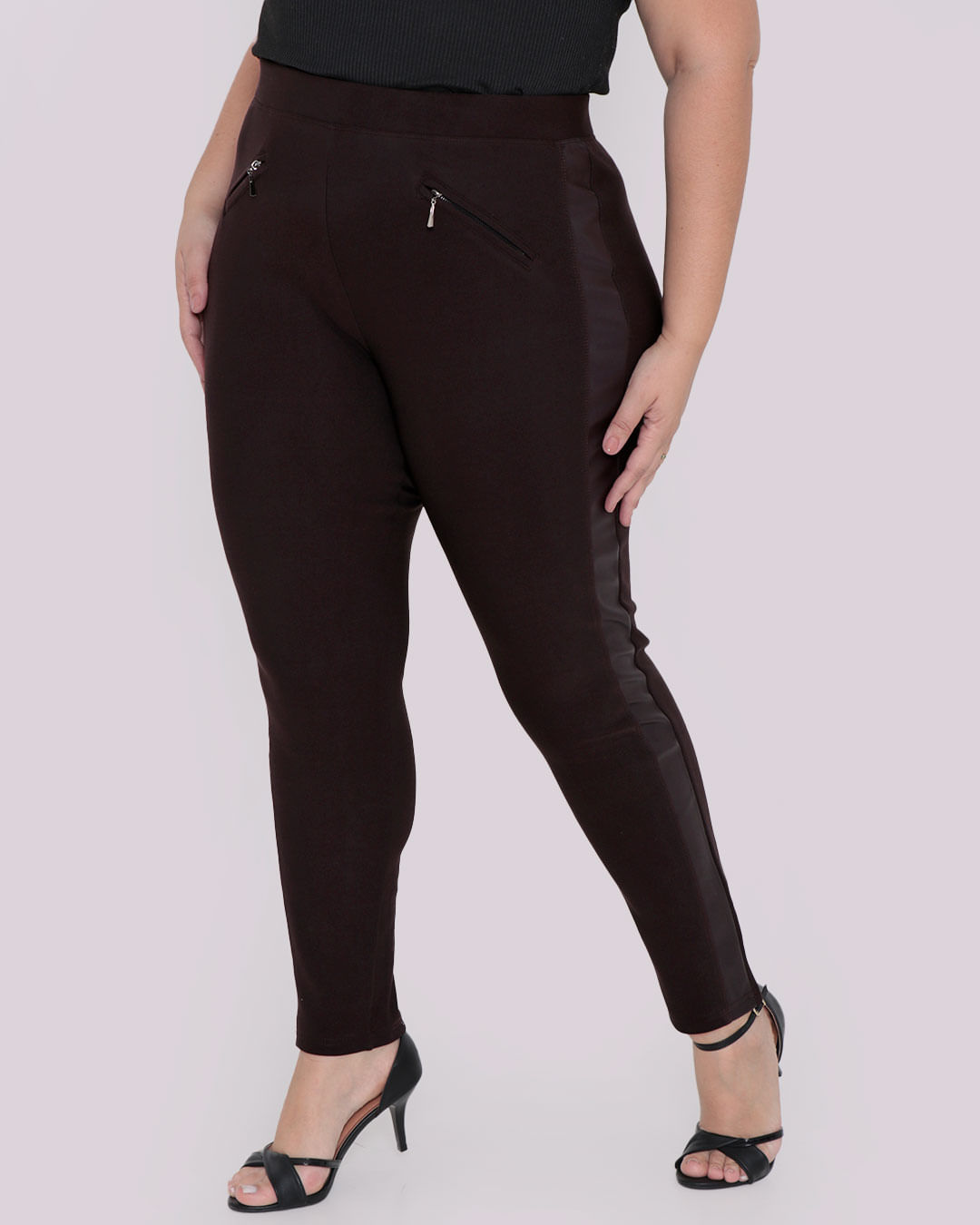 Calca-Legging-Feminina-Plus-Size-Recorte-Marrom-Escuro