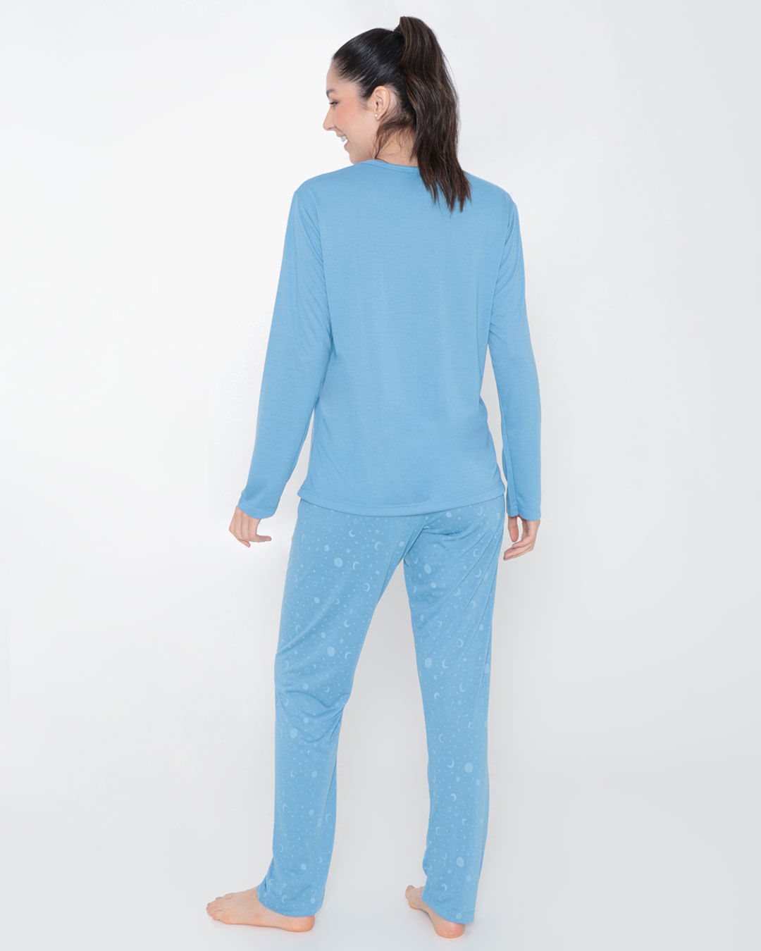Pijama-Feminino-Longo-Estampa-Estrela-Azul-Claro