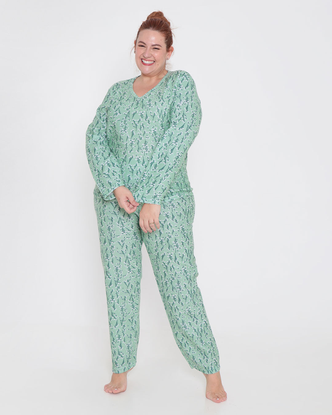 Pijama-Soft-Feminino-Plus-Size-Longo-Floral-Verde-Claro