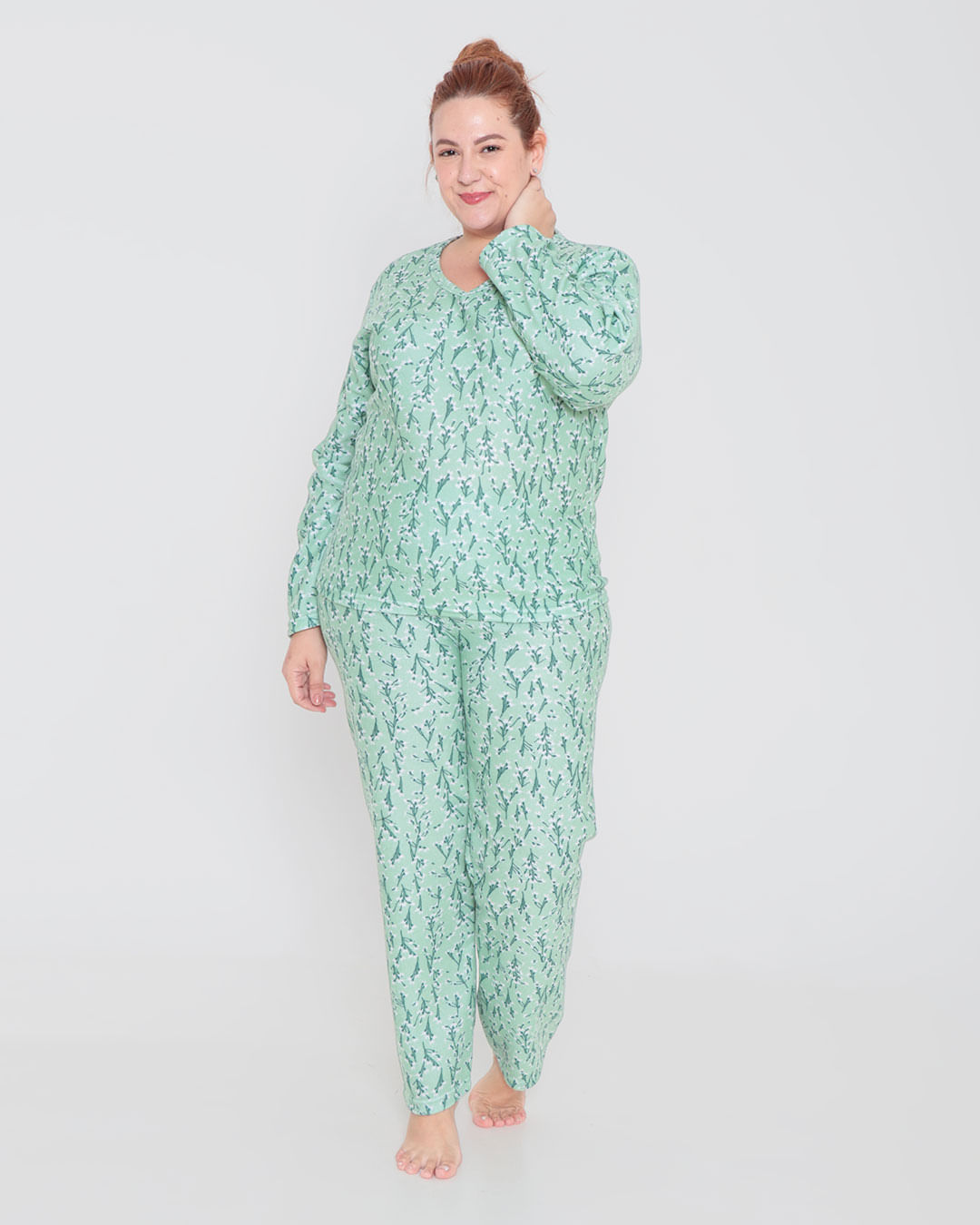 Pijama-Soft-Feminino-Plus-Size-Longo-Floral-Verde-Claro