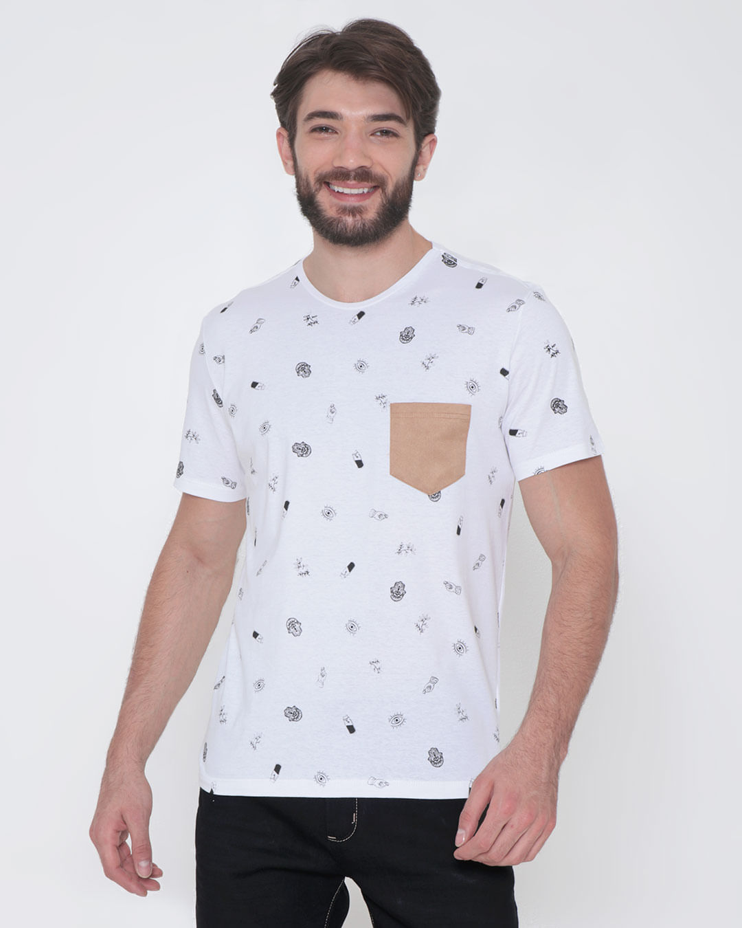 Camiseta-Masculina-Estampa-Sorte-Bolso-Branco