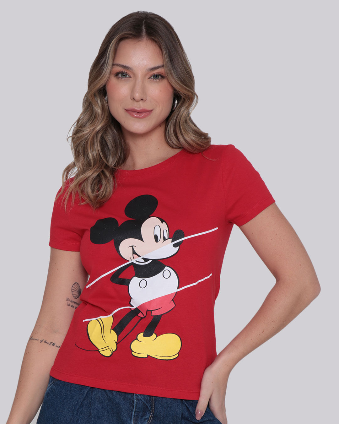 Camiseta-Feminina-Estampa-Mickey-Disney-Vermelha