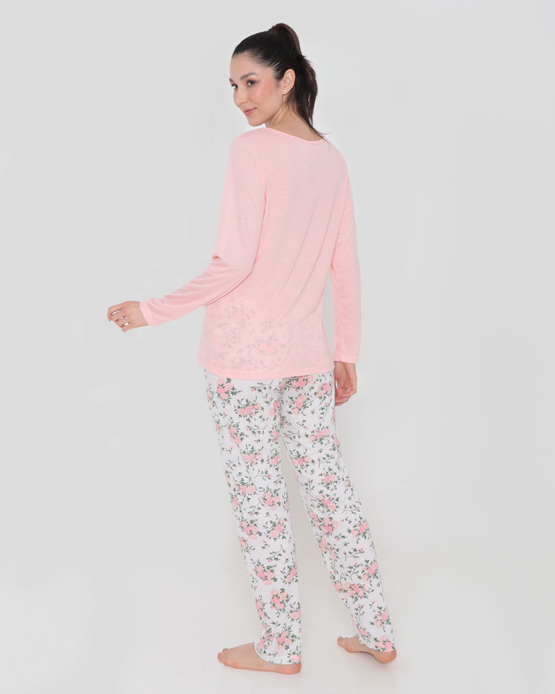 Pijama-Feminino-Longo-Floral-Rosa-Claro