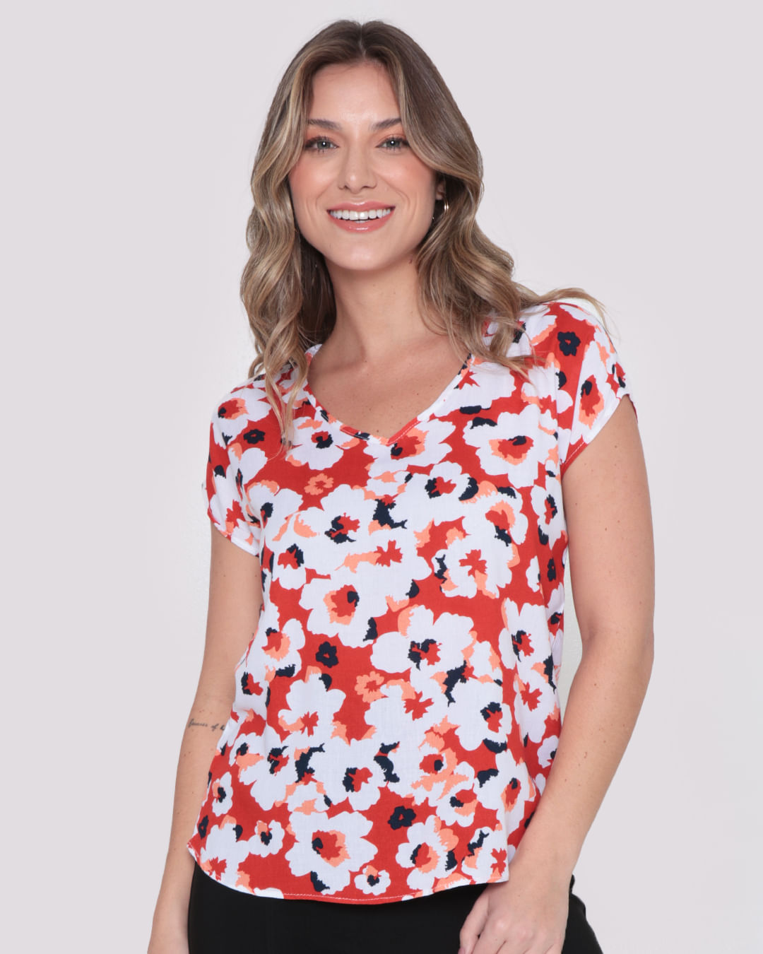 Blusa-Viscose-Estampa-Floral-Vermelha