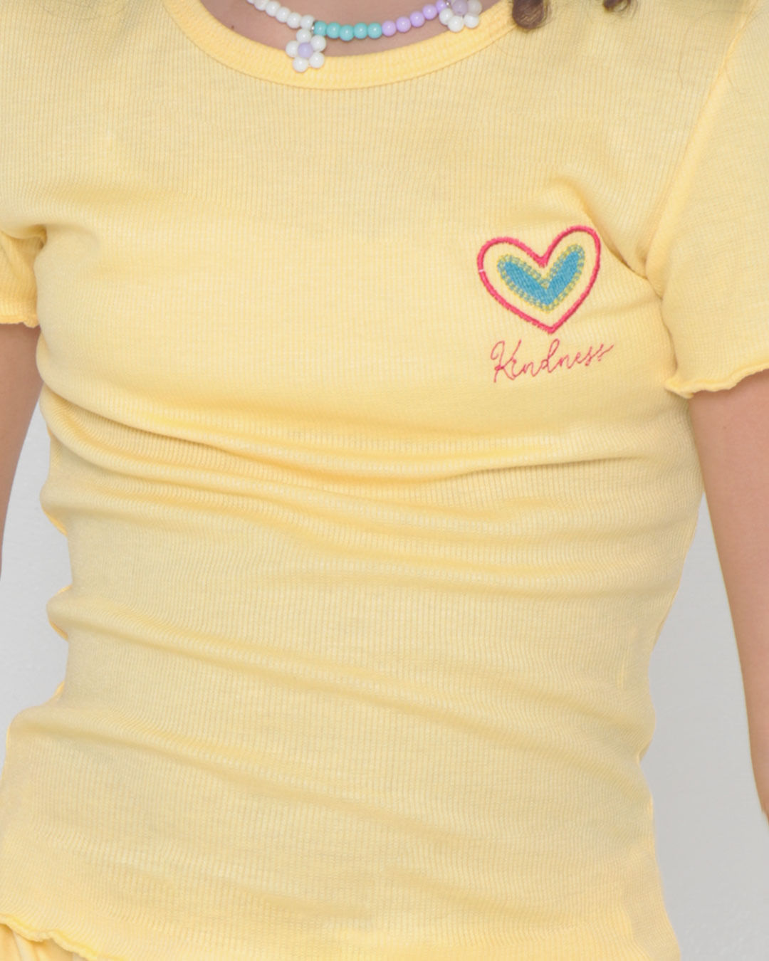 Blusa-Juvenil-Canelada-Coracao-Fru-Fru-Amarelo-Claro