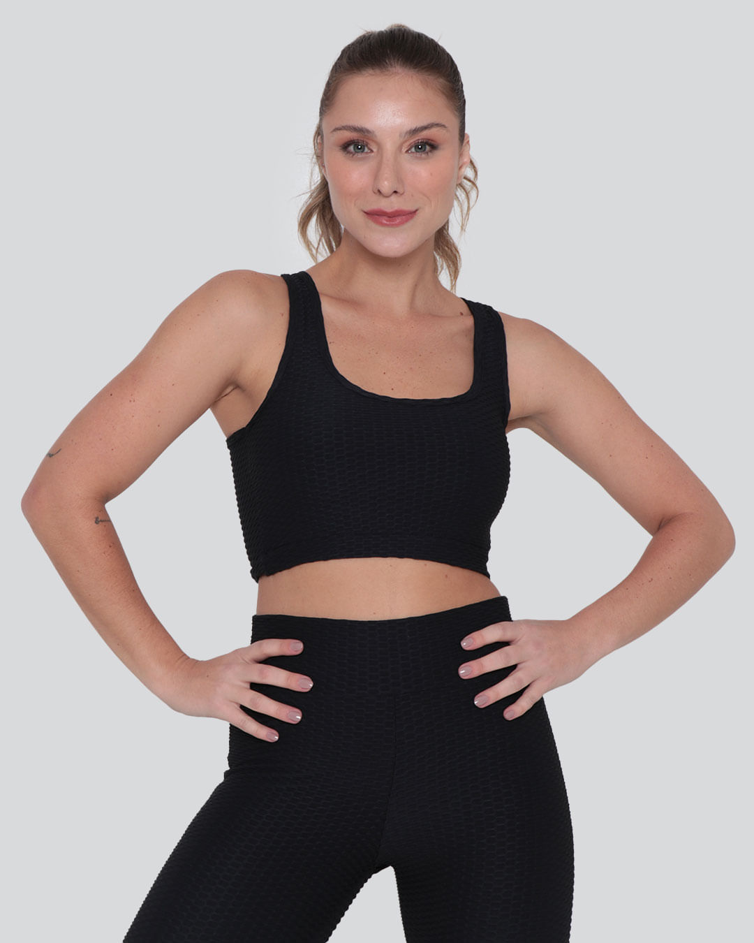 Top-Fitness-Feminino-Preto