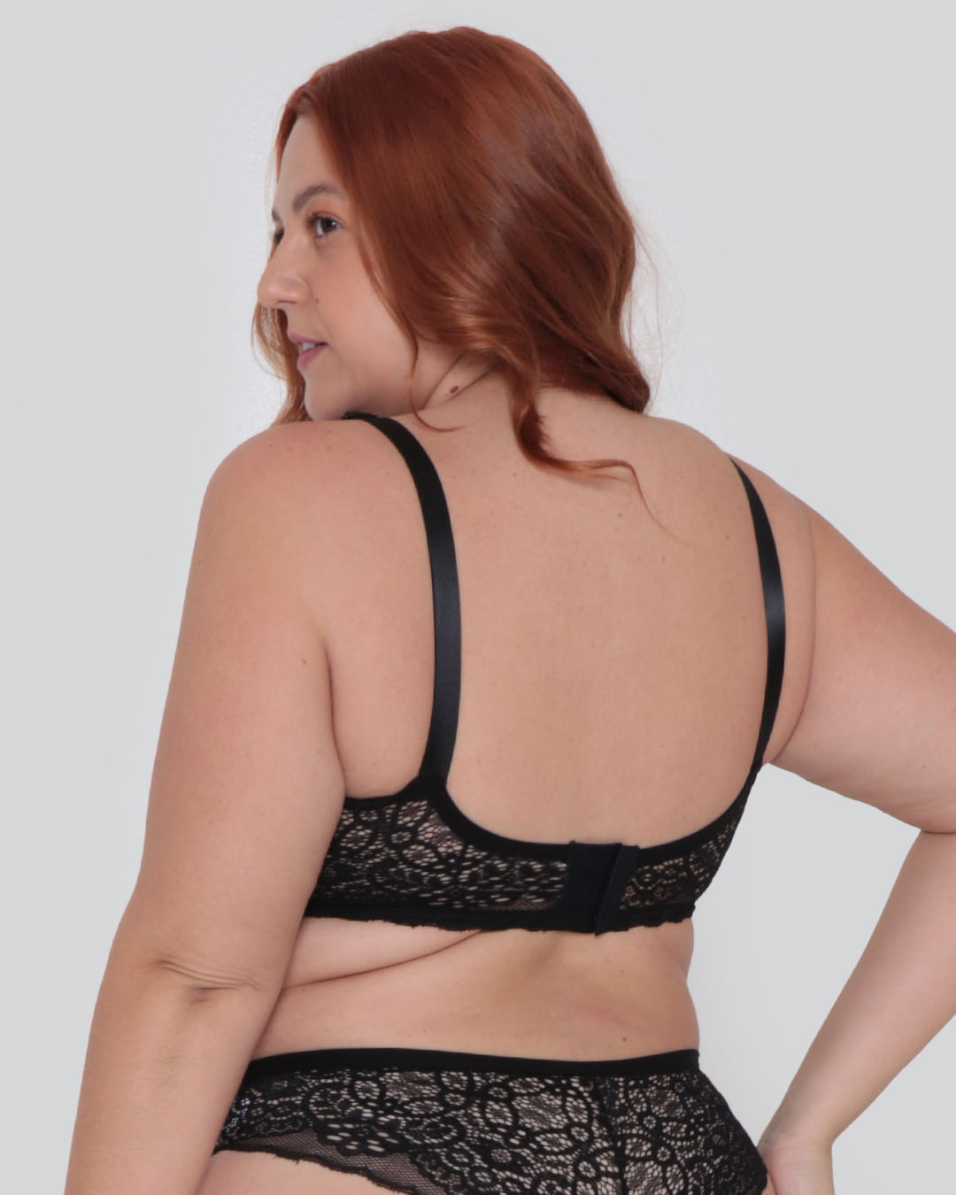 Sutia-Plus-Size-Sem-Bojo-Base-Renda-Preto